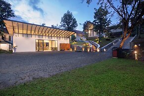 Half Moon Resort Vythiri by Z Vacations