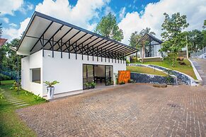 Half Moon Resort Vythiri by Z Vacations