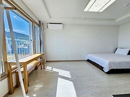 Seongsan Morning Sunset Pension