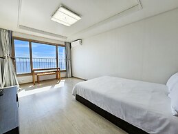 Seongsan Morning Sunset Pension