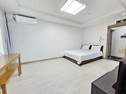Seongsan Morning Sunset Pension
