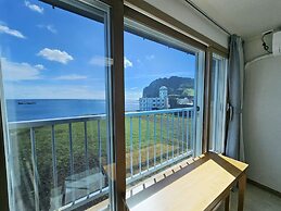 Seongsan Morning Sunset Pension
