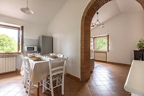 Oliveto Del Cantarello