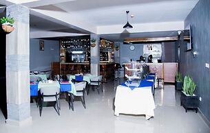 SHASTE CITY HOTEL