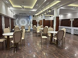 Hotel Future Inn and Banquet