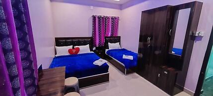 Rose garden enclave for families
