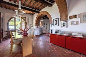 Maria Gabriella Home & Cottage