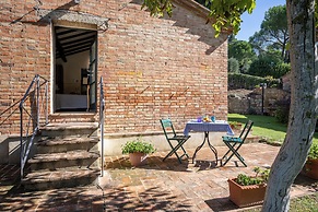 Maria Gabriella Home & Cottage
