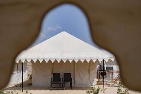Royal Gadhvi Desert Camp