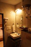 Hotel Aashiyana