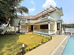 Anand Mansion