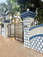 Anand Mansion