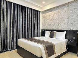 Lion 8 Hotel