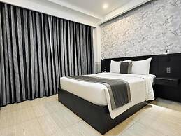 Lion 8 Hotel
