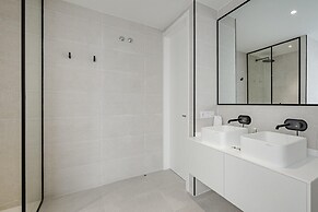 Casangular by Upper