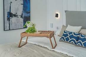 Casangular by Upper