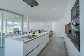 Casangular by Upper