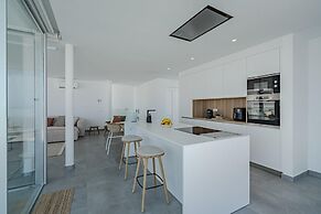 Casangular by Upper