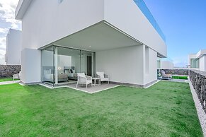 Casangular by Upper