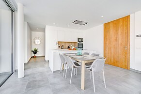 Casangular by Upper