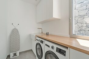 Casangular by Upper