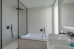 Casangular by Upper