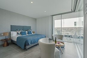 Casangular by Upper