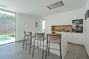 Casangular by Upper
