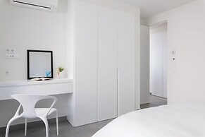 Casangular by Upper