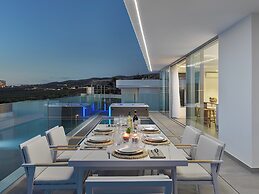 Casangular by Upper