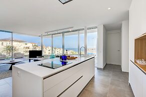 Casangular by Upper