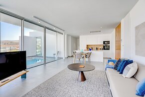 Casangular by Upper