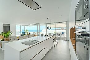 Casangular by Upper