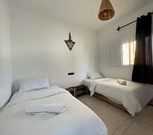 Eco Bay Surf Camp
