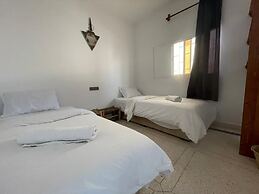 Eco Bay Surf Camp