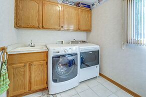 Private Yard w/ Patio: Family Getaway in Macomb