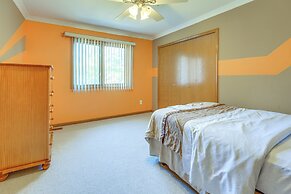 Private Yard w/ Patio: Family Getaway in Macomb