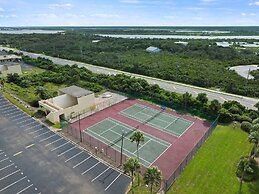Oceanfront Pool Tennis BBQ Patio Free Parking