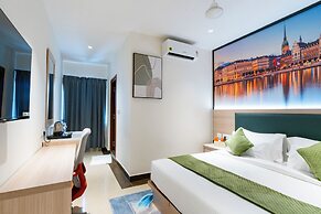 The Orange Hotel Gachibowli