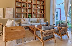 Brand New Oceanview Studio - Pools - Beach - Gym