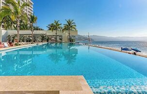 Brand New Oceanview Studio - Pools - Beach - Gym