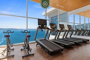 Brand New Oceanview Studio - Pools - Beach - Gym