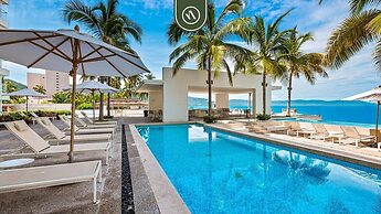 Brand New Oceanview Studio - Pools - Beach - Gym
