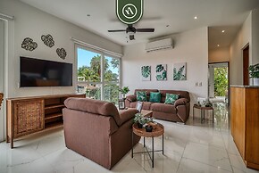 Well Located 2BR Condo in Versalles - Rooftop Pool