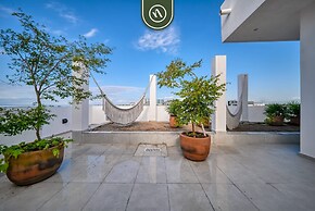 Well Located 2BR Condo in Versalles - Rooftop Pool