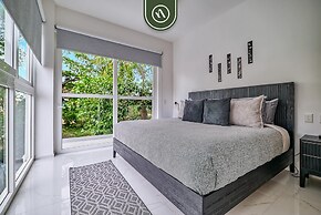 Well Located 2BR Condo in Versalles - Rooftop Pool