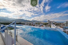 Well Located 2BR Condo in Versalles - Rooftop Pool
