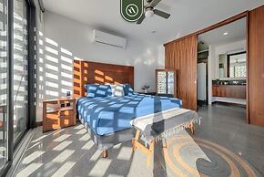 Cozy Studio - King Bed in Romantic Zone - Pool