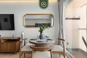 Luxury Studio With Oceanview - Beach - Pool - GYM