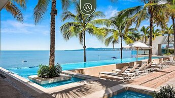 Luxury Studio With Oceanview - Beach - Pool - GYM